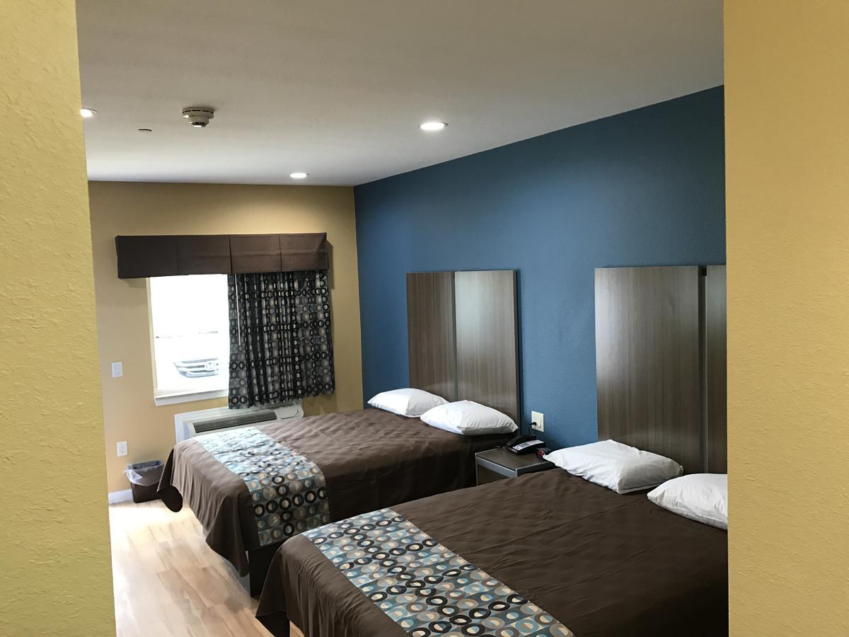 Deluxe Inn & Suites - Baytown Ngoại thất bức ảnh