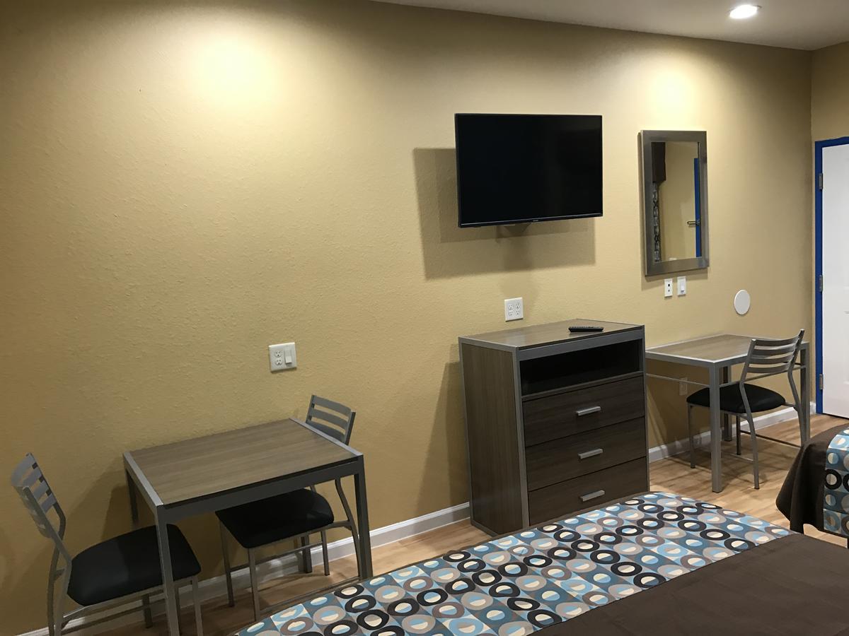 Deluxe Inn & Suites - Baytown Ngoại thất bức ảnh