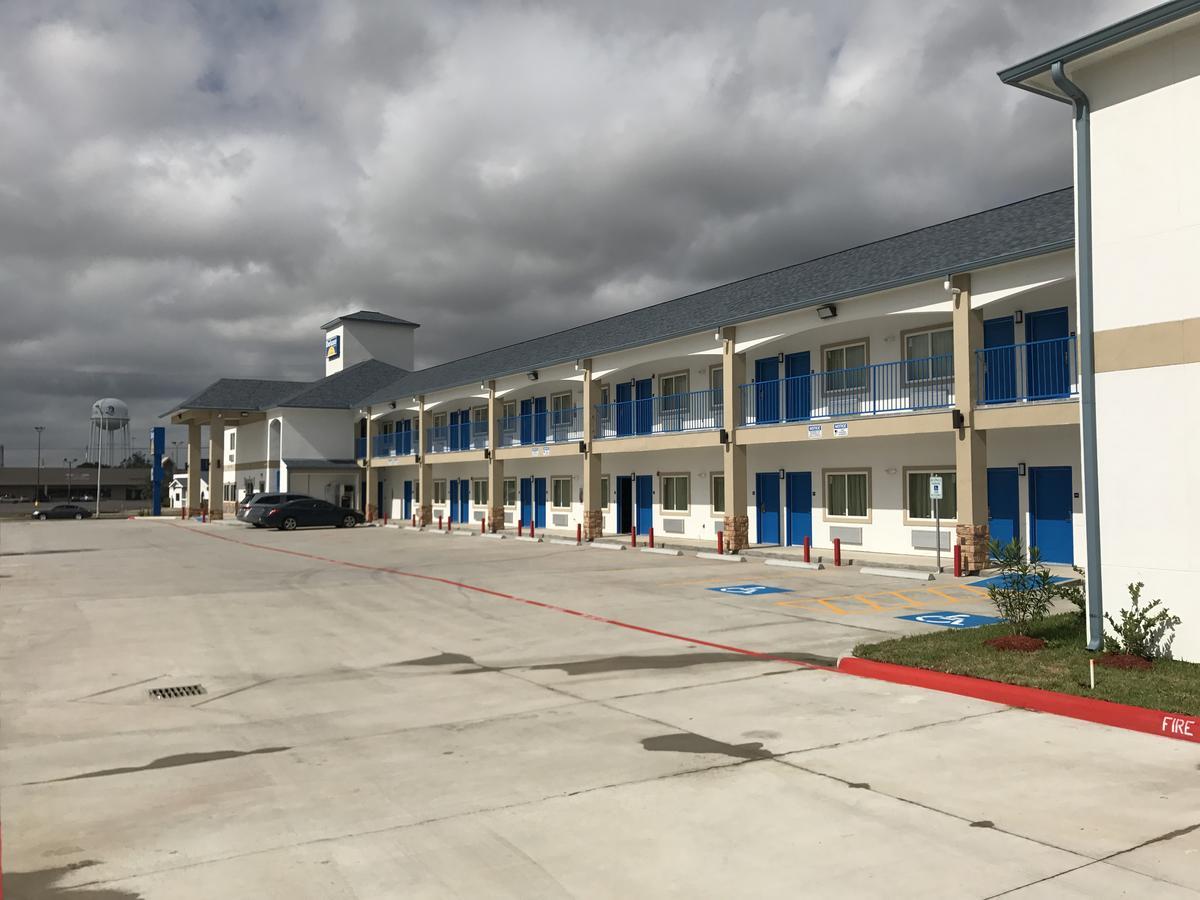 Deluxe Inn & Suites - Baytown Ngoại thất bức ảnh
