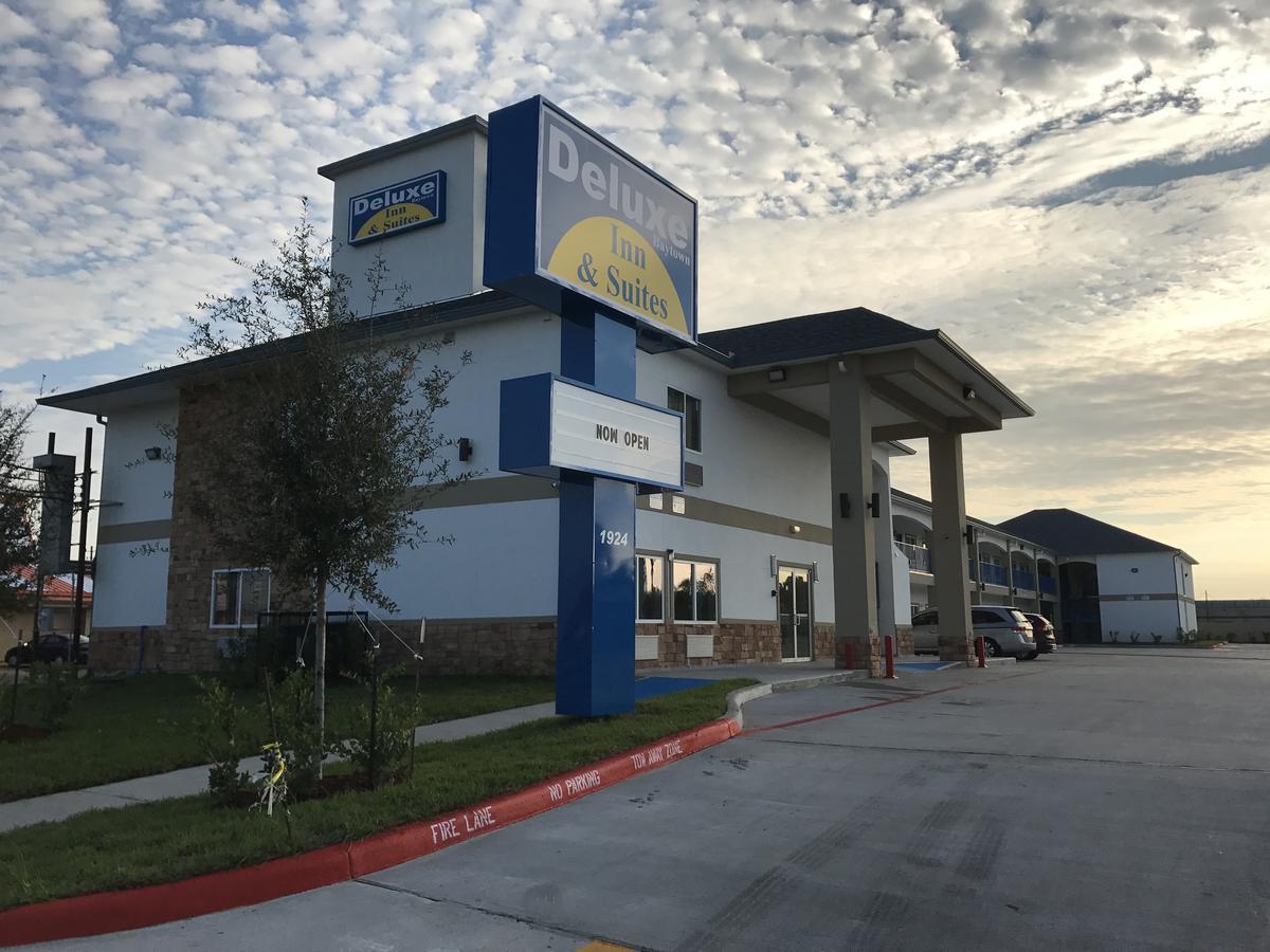Deluxe Inn & Suites - Baytown Ngoại thất bức ảnh